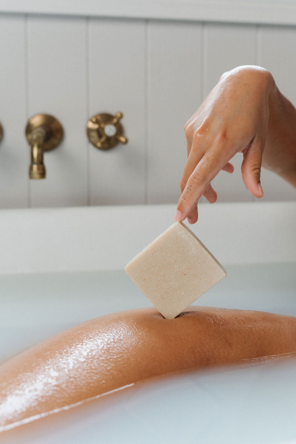 Naked Tallow & Castor Soap Bar - Unscented 115g